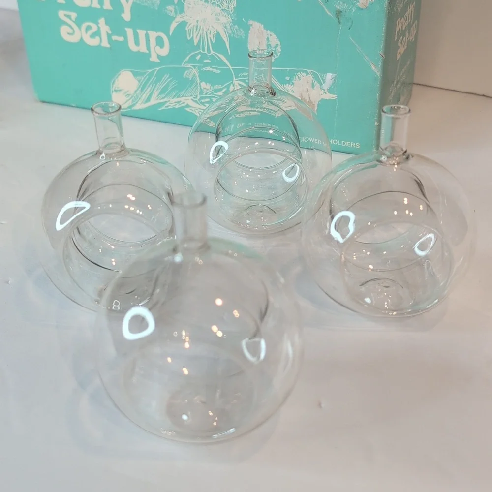 Pretty Set-up Hand Blown Glass Vintage Napkin Rings Flower Vase Set 4